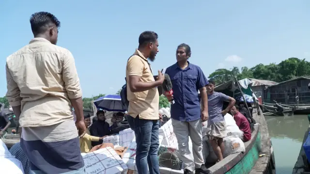 ট্রলারে সেন্টমার্টিন যেতে চাইলে বলা হয় লিখিত অনুমোদন লাগবে