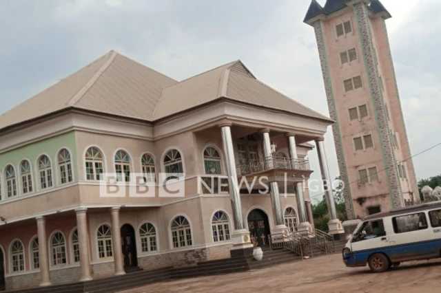 Ka ụka St Anthony Catholic Church nke Amansea, Anambra steeti dị taa bụ 10/7/2022