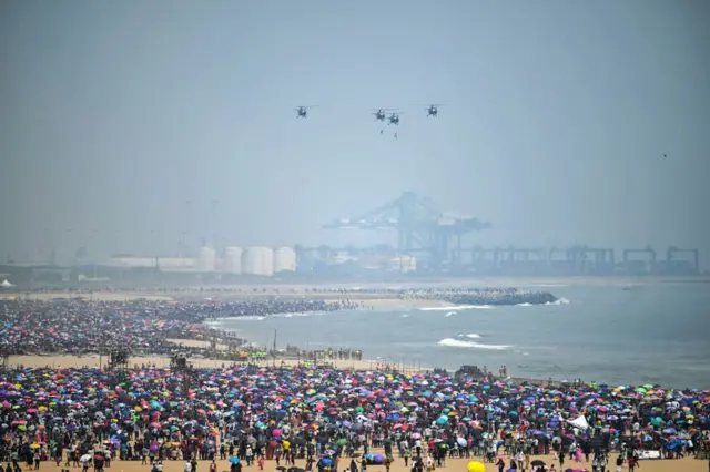 சென்னை மெரினா, விமானப்படை சாகசம்