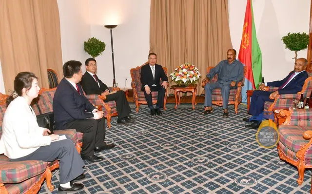 ፕረዚደንት ኢሳይያስ ኣፈወርቂን ዑስማን ሳልሕን ምስ ቻይናውያን ዲፕሎማሰኛታት