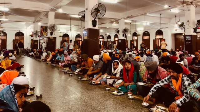 በሴቫ ባህል ሰዎች ያለ ምንም ቅድመ ሁኔታ ወይም ድርጊታቸው እንደ ውለታ እንዲቆጠር ሳይፈልጉ በጎ ሥራ ማከናወን ይጠበቅባቸዋል።