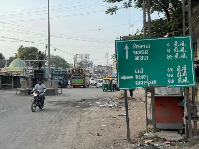 કડી વીસાવદર પેટાચૂંટણી, ભાજપ કૉંગ્રેસ અને આમ આદમી પાર્ટી વચ્ચે ચૂંટણીજંગ, ગોપાલ ઇટાલિયા, કિરીટ પટેલ, નીતિન રાણપરિયા, ગુજરાતનું રાજકારણ, બીબીસી ગુજરાતી 