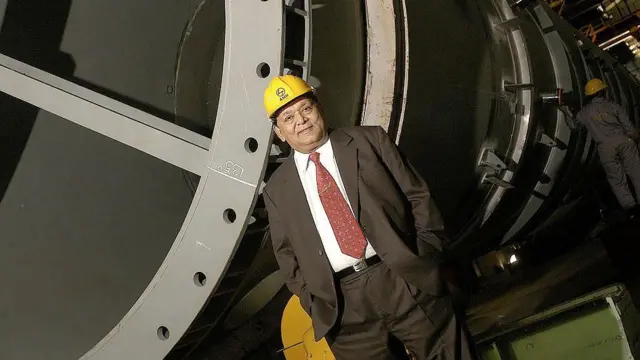 અનિલ નાયક, ગુજરાતી બિઝનેસમૅન