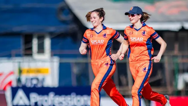 नेदरल्यान्ड्सका महिला क्रिकेट खेलाडी