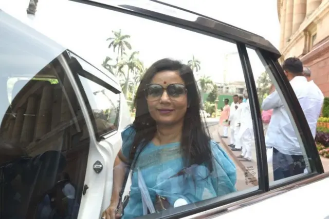 महुआ मोईत्रा