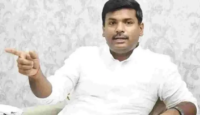 మాజీ మంత్రి గుడివాడ అమర్‌నాథ్‌