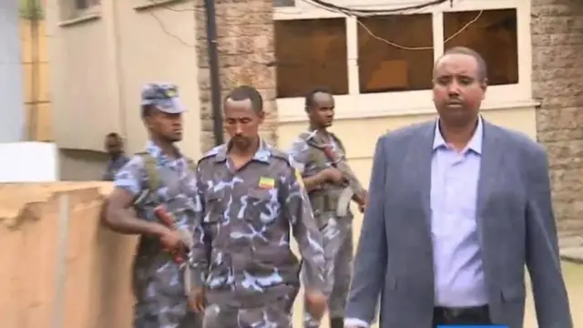 waxaa la xiray ku dhawaad shan sano ka ho