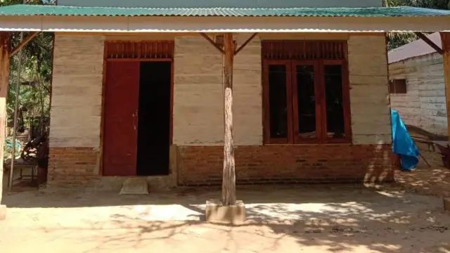 Rumah Saring dulu sebelum direnovasi.