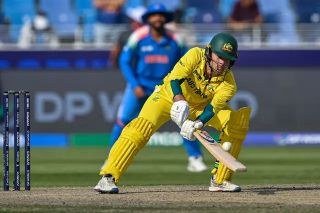 சாம்பியன்ஸ் டிராபி: வின்டேஜ் கோலி, ஷமி அற்புதம்! இந்திய அணி வெற்றியுடன் 5-வது முறையாக பைனலுக்குத் தகுதி