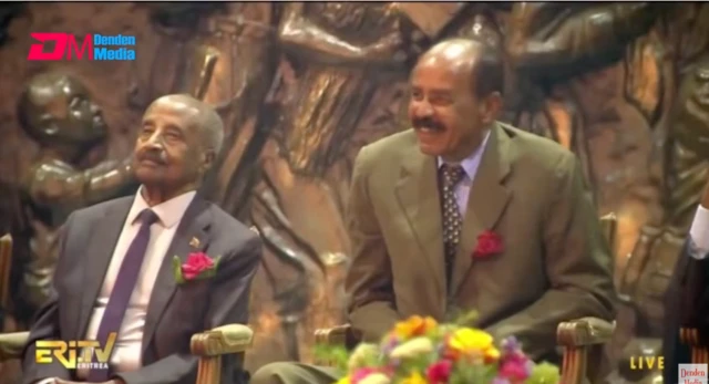 ብምርኢት ሪቺታት ዝተሓጐሰ ኢሳይያስ ኣፈወርቂ ፍሽኽ ኢሉ፡ ምስ ዑስማን ሳልሕ ይርአ