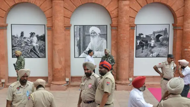 ਅੰਮ੍ਰਿਤਸਰ