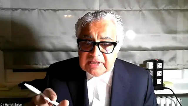 एसबीआई की ओर से वरिष्ठ वकील हरीश साल्वे पेश हुए