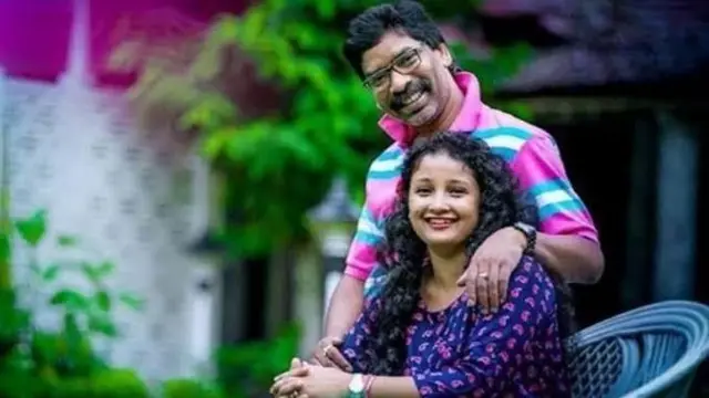 कल्पना सोरेन के साथ हेमंत सोरेन 