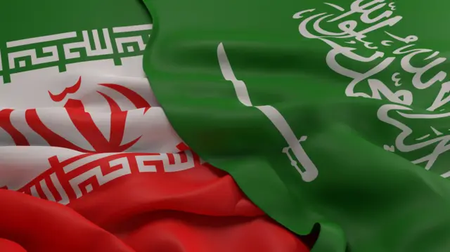 সৌদি ও ইরান পাতাকা