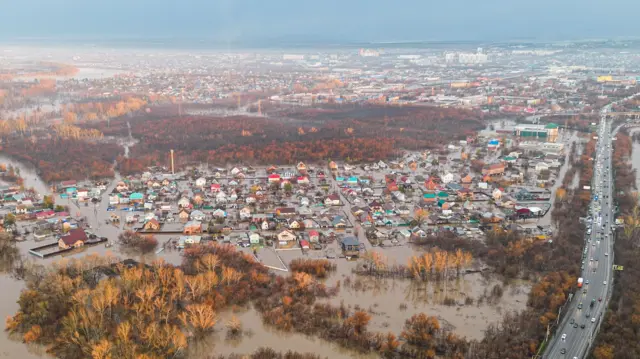 Пока оренбуржцы записывали на видео «Русских витязей», они снимали город | Новости Оренбурга