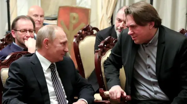 Владимир Путин и Константин Эрнст дружески общаются