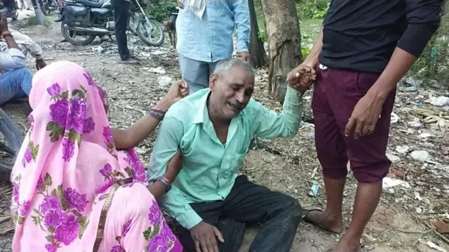 मृतकका आफन्त