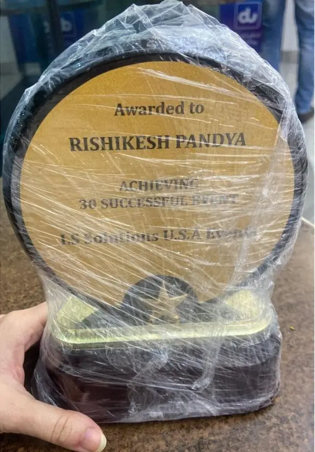 क्रिसन परेराको हातमा पठाइएको चिनो