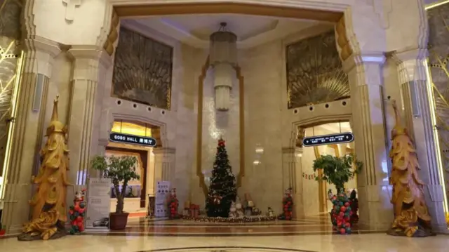 လောက်ကိုင်က ကာစီနိုရှိတဲ့ ဟိုတယ်တစ်ခု