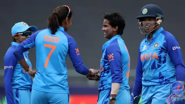 கிரிக்கெட்