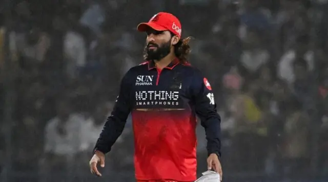 આઇપીએલ, દિલ્હી કૅપિટલ્સ, રૉયલ ચૅલેન્જર્સ બૅંગલુરુ, સ્પૉર્ટ્સ, બીબીસી ગુજરાતી, ક્રિકેટ