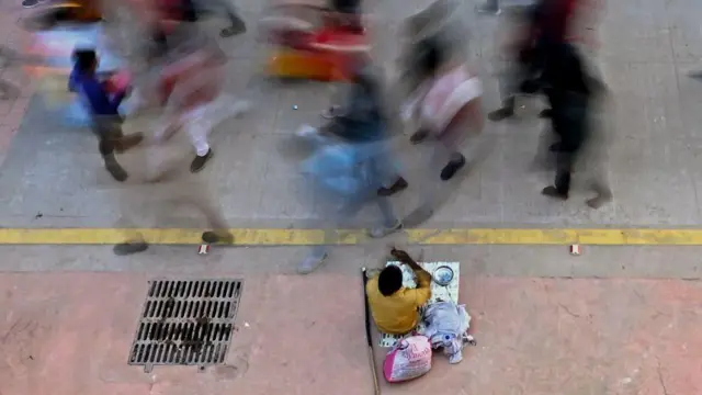 భారతీయులు, విరాళాలు, సంపన్నులు, సాధారణ ప్రజలు, దాన ధర్మాలు