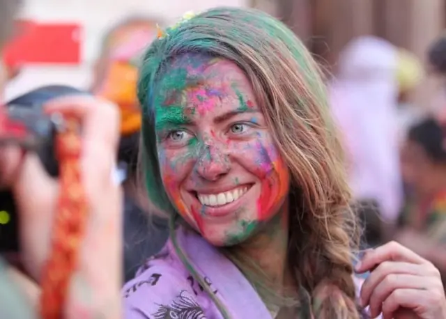 હોળી, ધુળેટી, ગુજરાત, બીબીસી ગુજરાતી, ગુજરાત સમાચાર, ગુજરાતી ન્યૂઝ અપડેટ