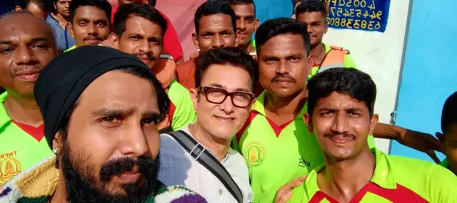 சென்னை மழை வெள்ளத்தில் சிக்கிய பாலிவுட் நடிகர் அமீர்கான்