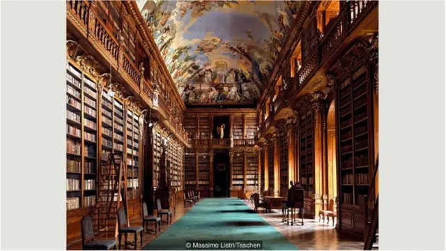 Strahovská Knihovna (Perpustakaan Strahov Monastery), Praha, Republik Cek