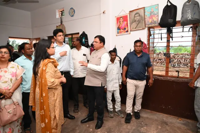 जपतलाई आश्रमशाळेतील घटनेनंतर दौऱ्यावर आलेले अधिकारी