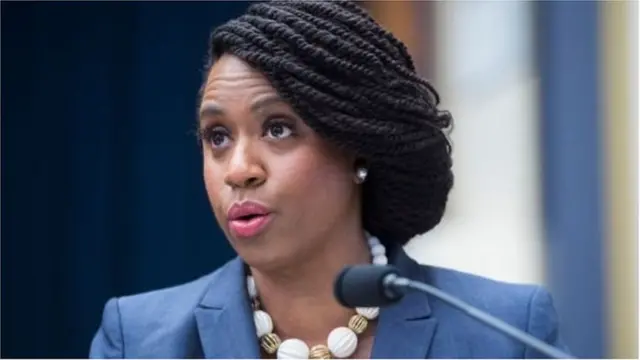 అయానా ప్రెస్లీ