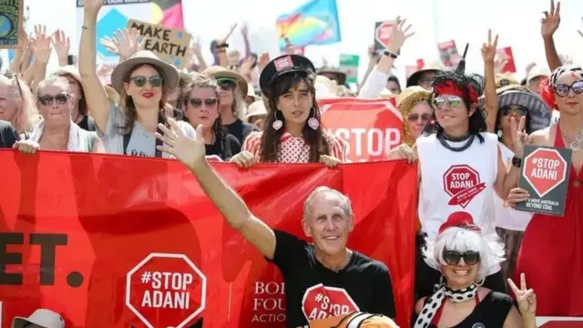 آسٹریلیا میں اڈانی کے خلاف احتجاج