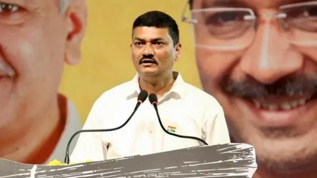 બીબીસી ગુજરાતી ભાજપ આમ આદમી પાર્ટી ગોપાલ ઈટાલિયા સૌરાષ્ટ્ર કૉંગ્રેસ સી આર પાટીલ