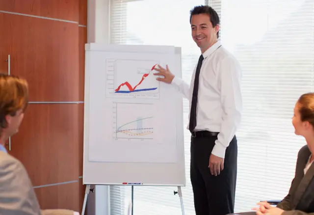 Experto en marketing.