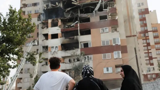 Israel ataca o Irã: por que ação é sem precedentes e maior golpe à elite iraniana no poder - BBC News Brasil