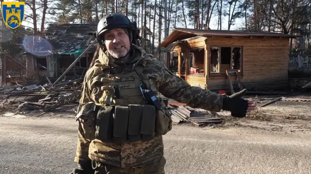  Ігор Дикий у військовій формі на фоні лісового пейзажу