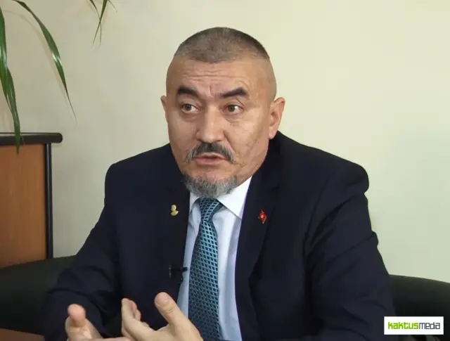 саясат талдоочу