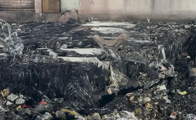 ఎయిర్ ఇండియా, గుజరాత్, ఎయిర్‌పోర్టు