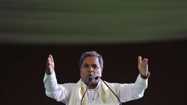 ਮੁੱਖ ਮੰਤਰੀ ਸਿੱਧਾਰਮਈਆ ਨੇ ਸਥਾਨਕ ਲੋਕਾਂ ਨੂੰ ਲੁਭਾਉਣ ਦੇ ਲਈ ਕਈ ਯੋਜਨਾਵਾਂ ਚਲਾਈਆਂ