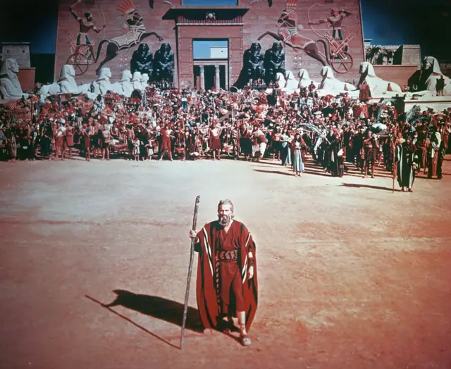 صحنه‌ای از فیلم ده فرمان