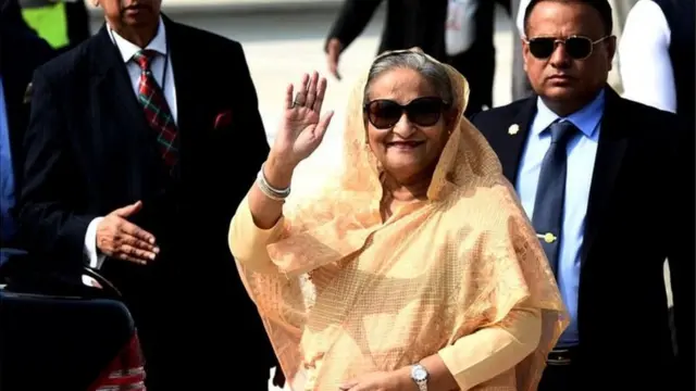 బంగ్లాదేశ్ ప్రధానమంత్రి షేక్ హసీనా