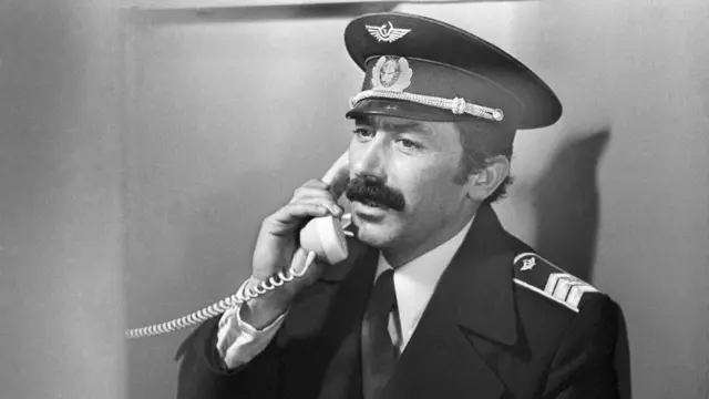 Вахтанг Кикабидзе