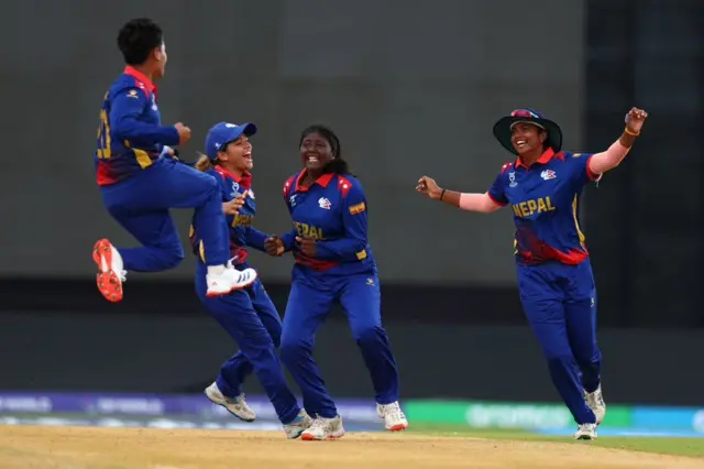 महिला क्रिकेट