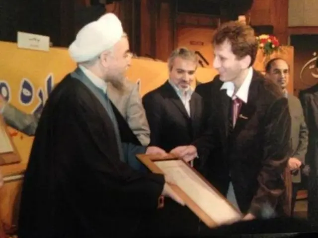 عکسی که سایتهای اصولگرا از بابک زنجانی و حسن روحانی منتشر کرده اند