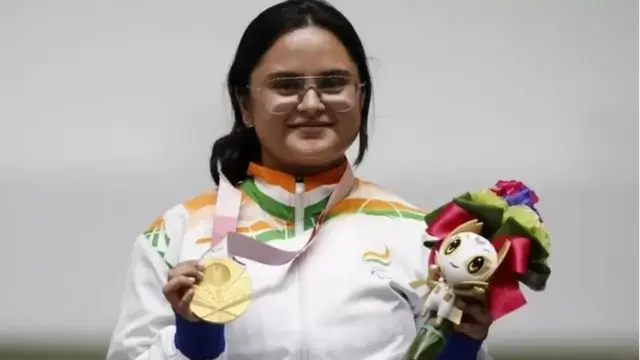 અવનિ લેખરા