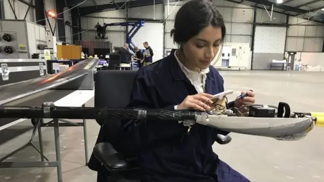 خديجة إسماعيل