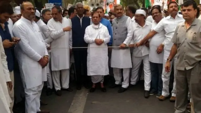 शरद यादव और दूसरे नेता