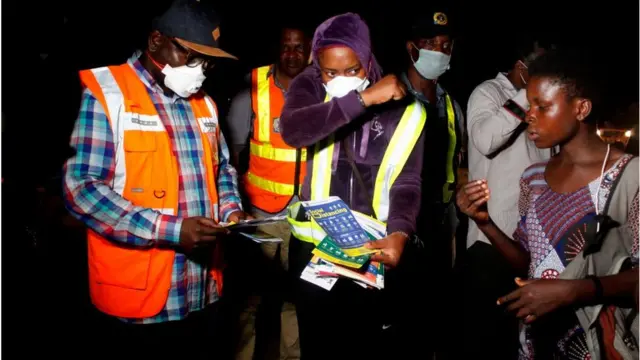 Awọn eeyan pẹlu ibomu