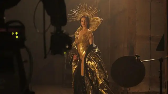 Кадр із стрічки "Мати Марія"