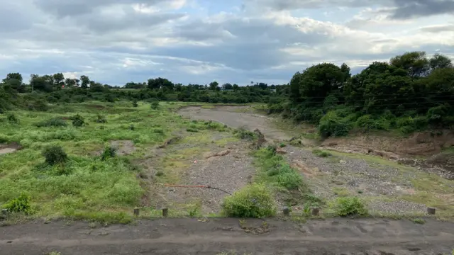 मराठवाड्यातील नद्यांनाही पावसाची प्रतीक्षा आहे.